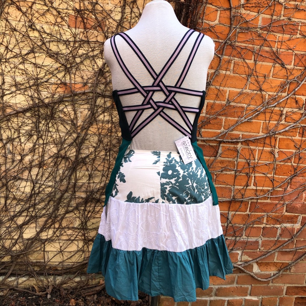 Star Back Belly Flip Tank EMBODY Upcycled Medium M